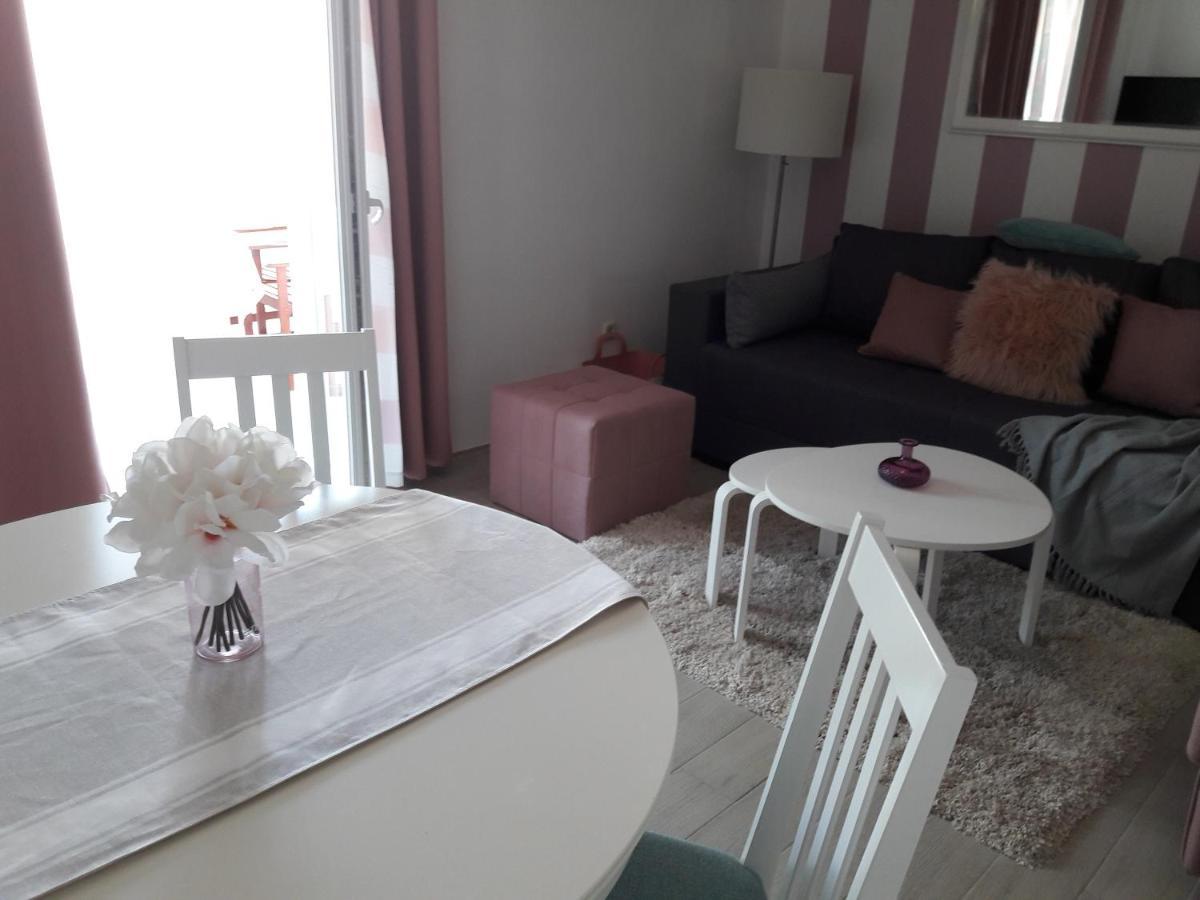 Apartments Melin Malinska Extérieur photo