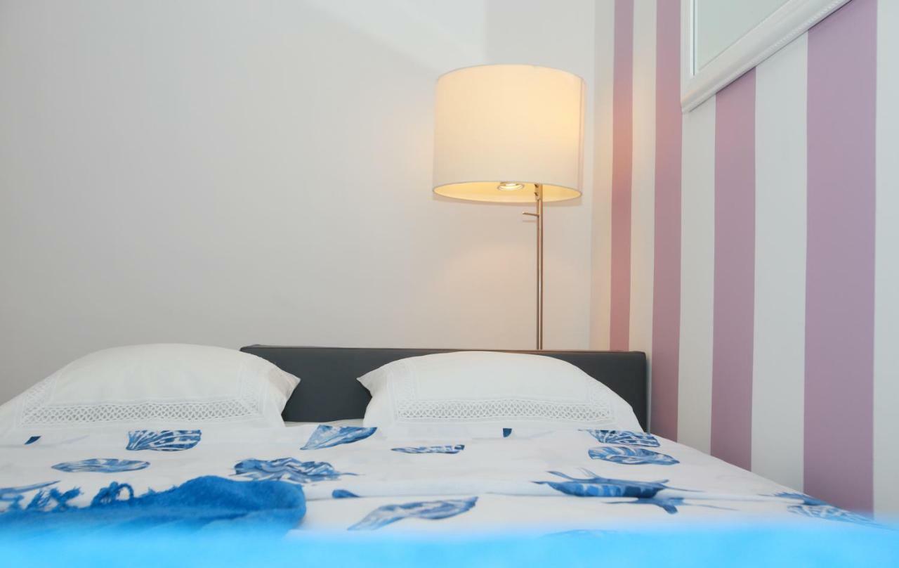 Apartments Melin Malinska Extérieur photo